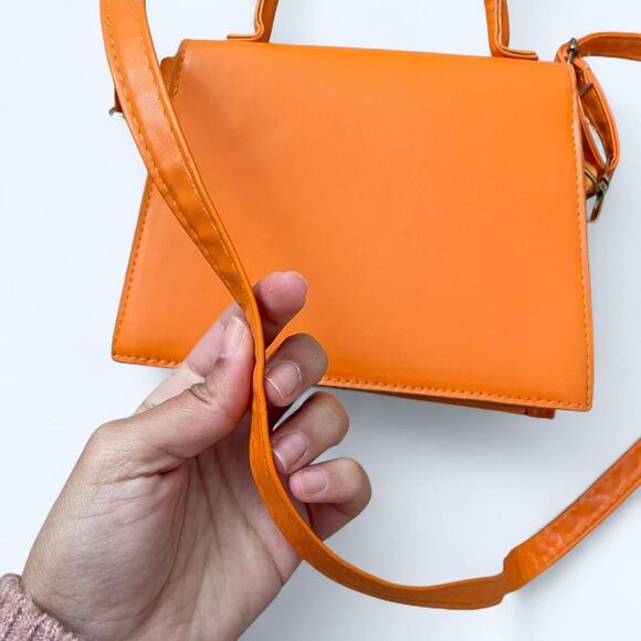 Unbranded Women's orange Bag with chain - Picture 7 of 7